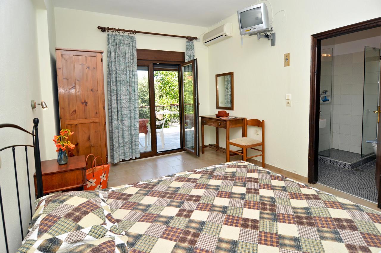Hotel Pension Aldebaran Potos Exteriér fotografie